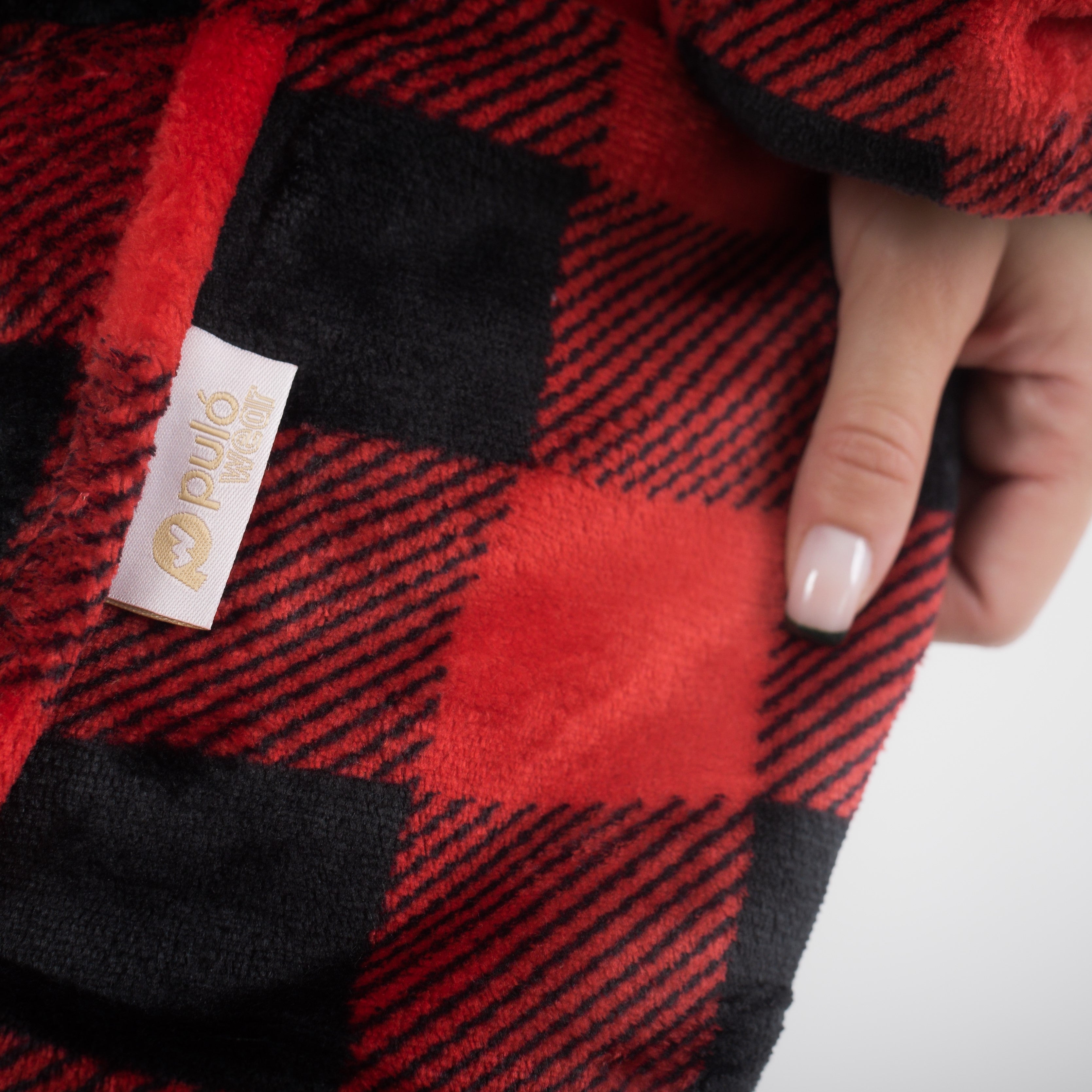 Snivo Checkered