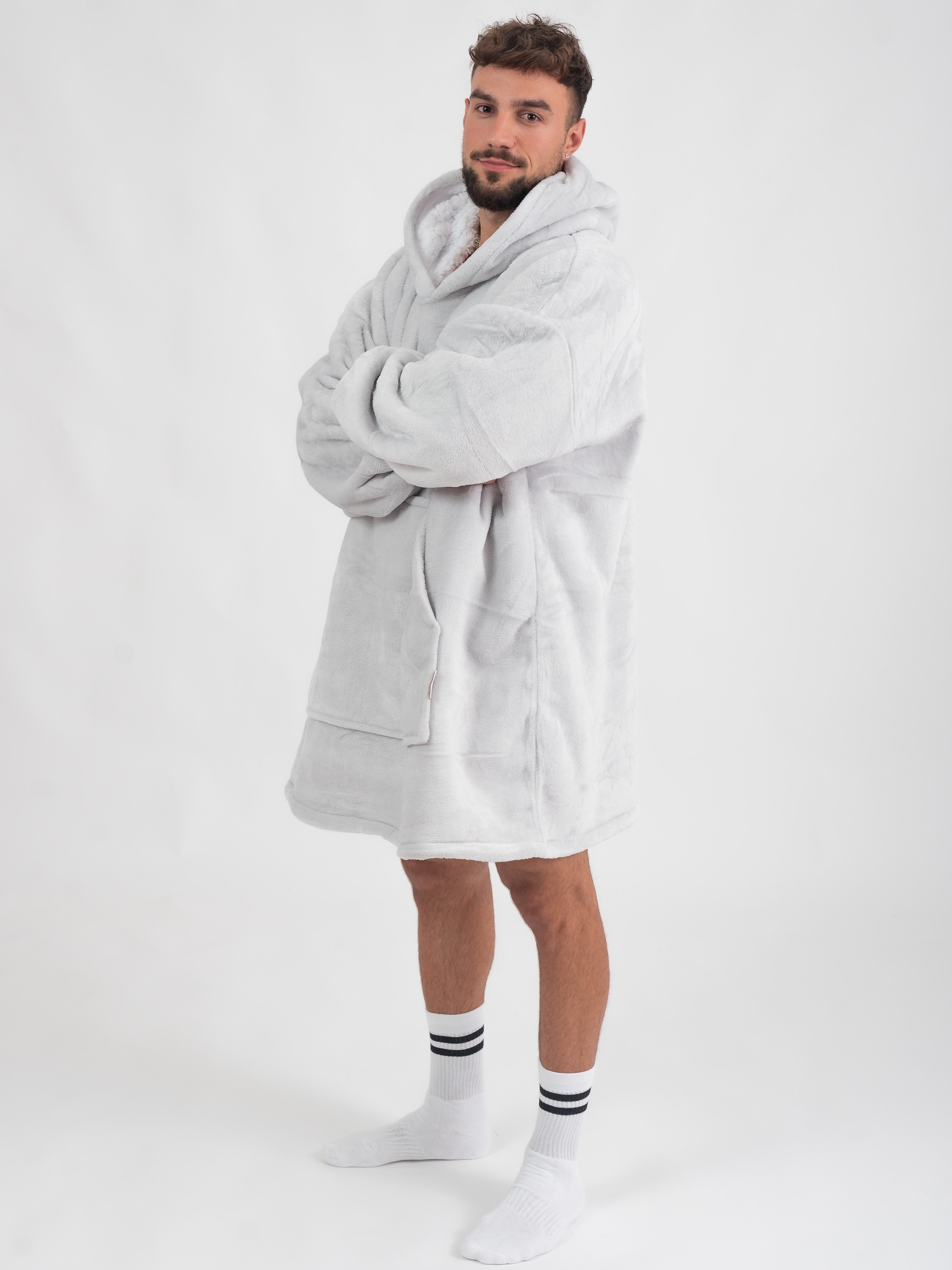 Snivo Silver Grey