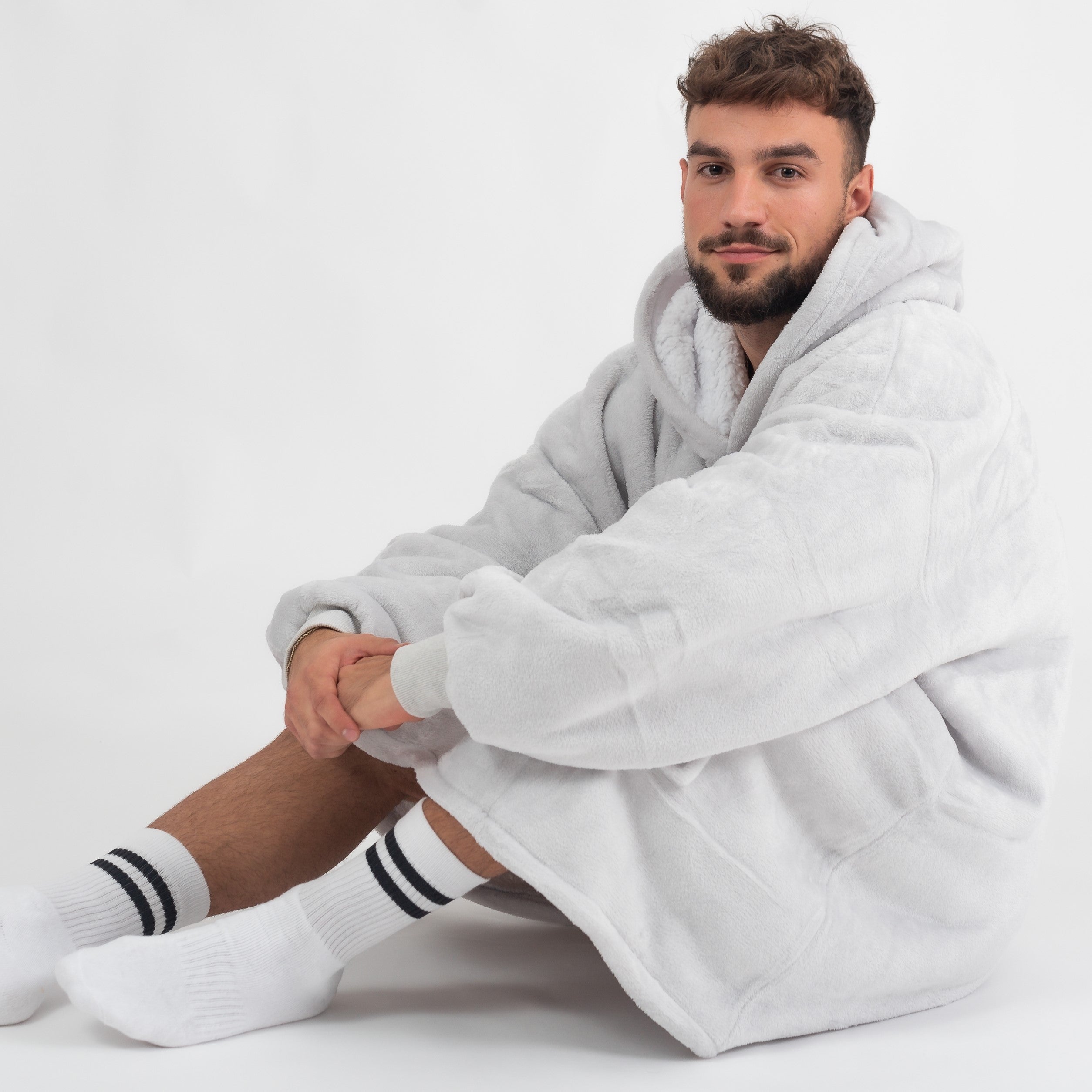 Snivo Silver Grey