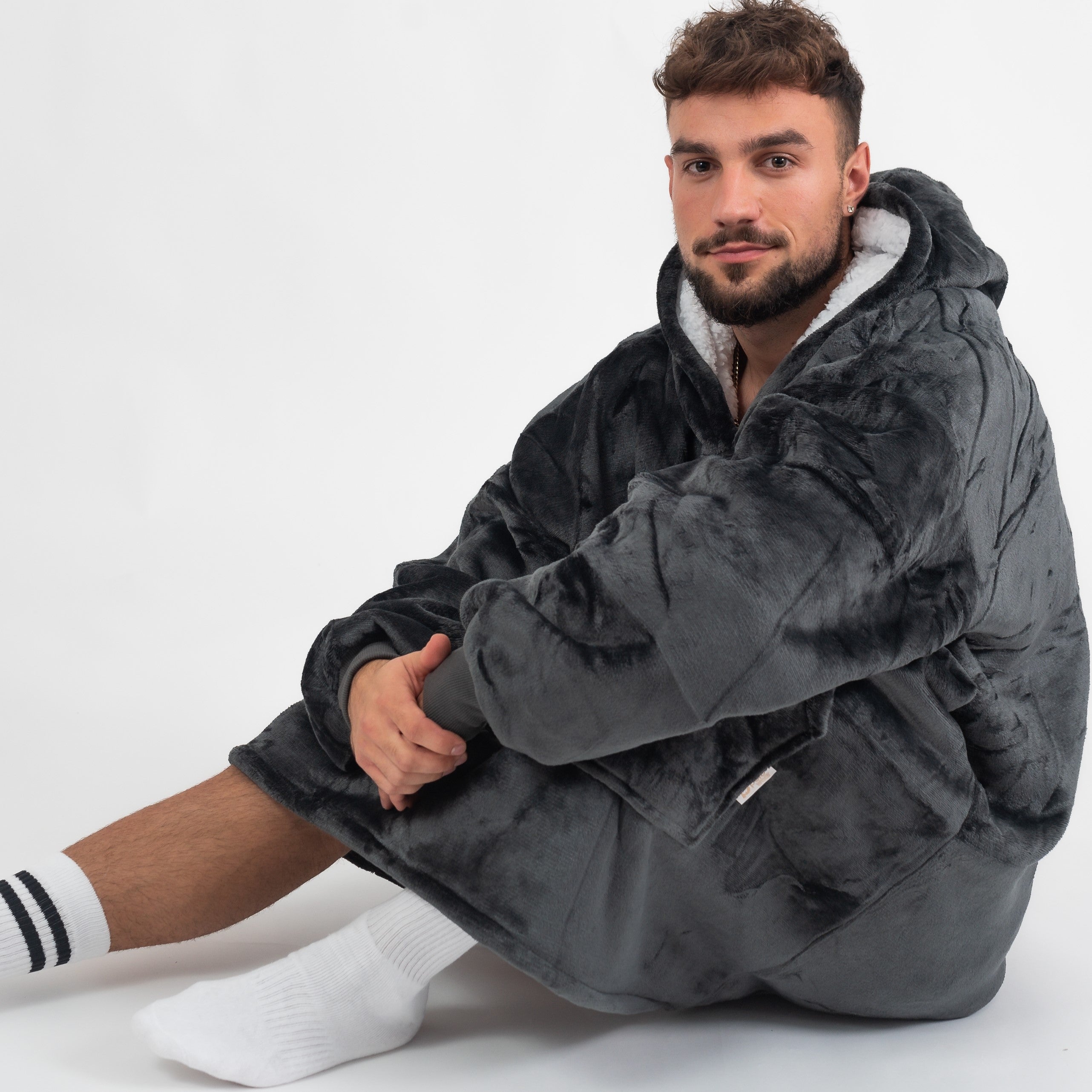 Snivo Space Grey