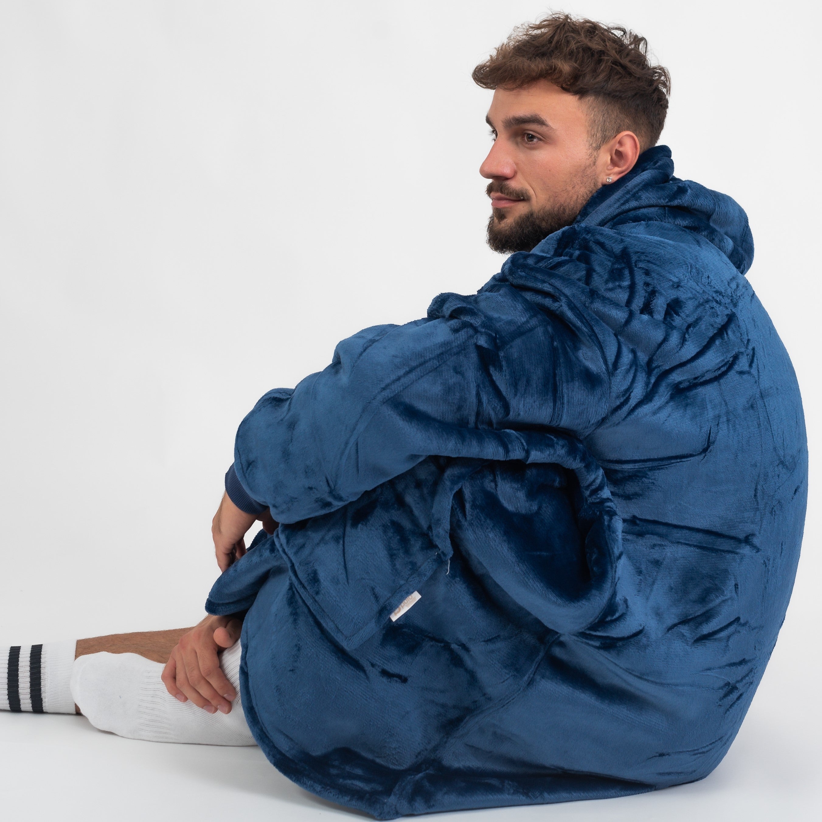 Snivo Navy Blue