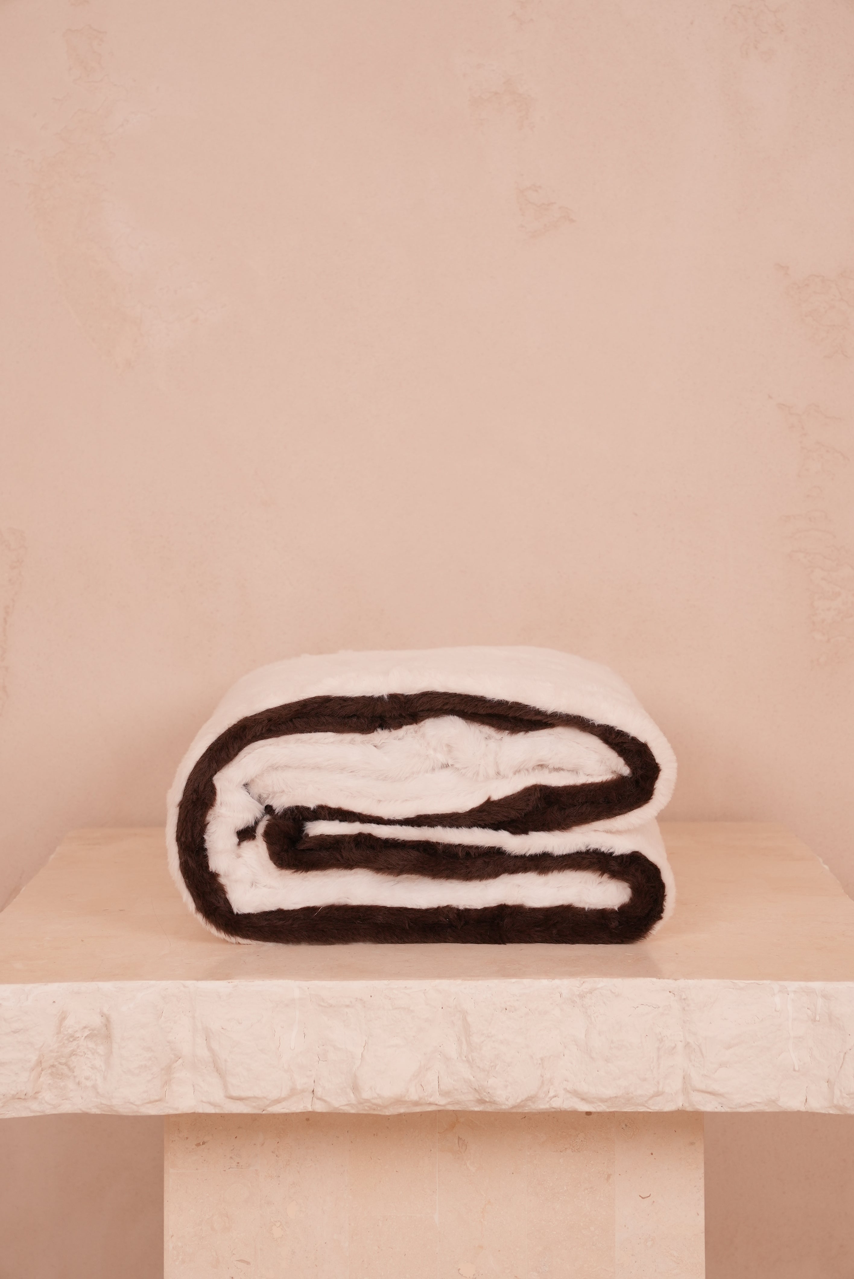 Signature Throw Blanket Coco 130cm X 160cm