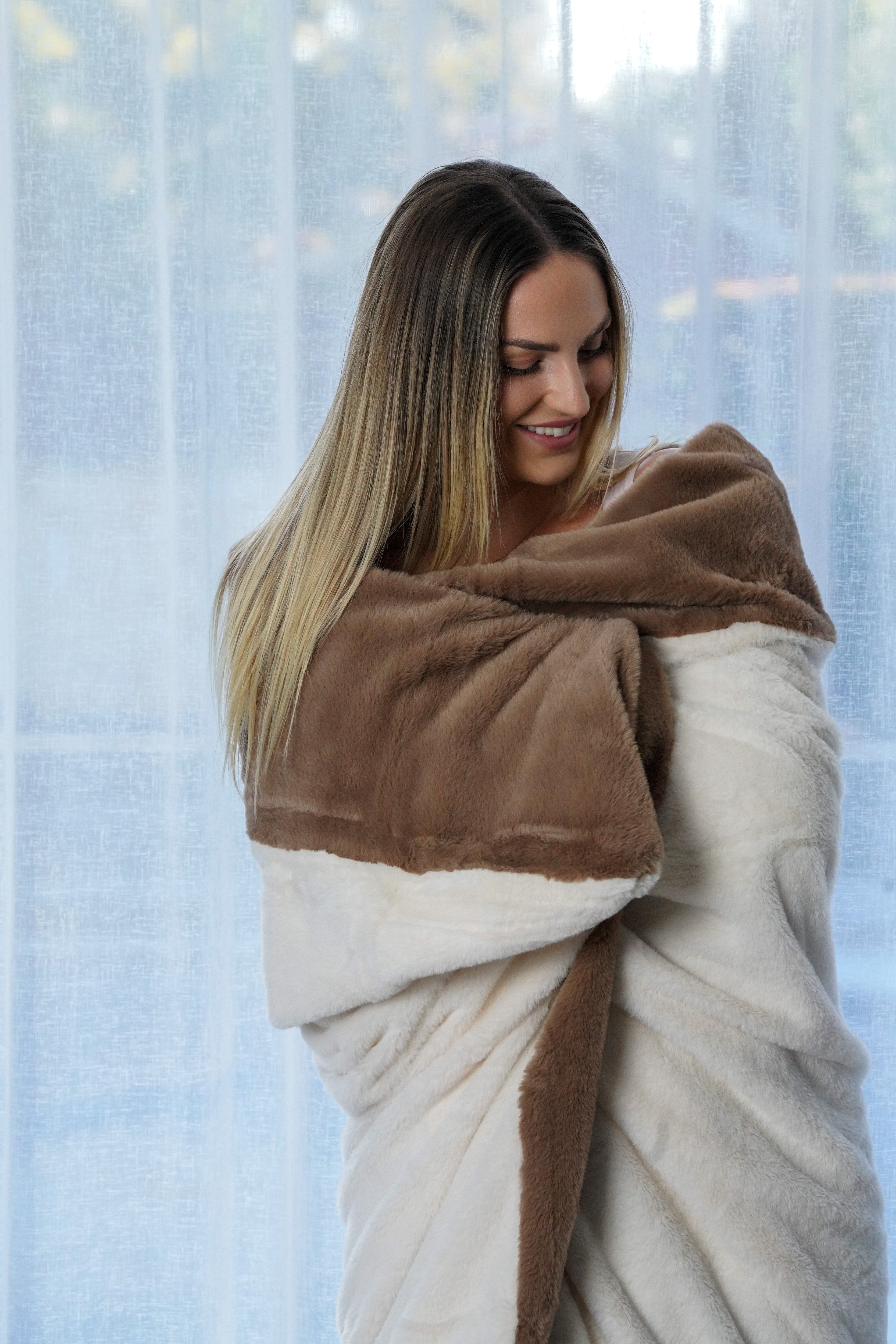 Signature Throw Blanket Mocha 130cm X 160cm