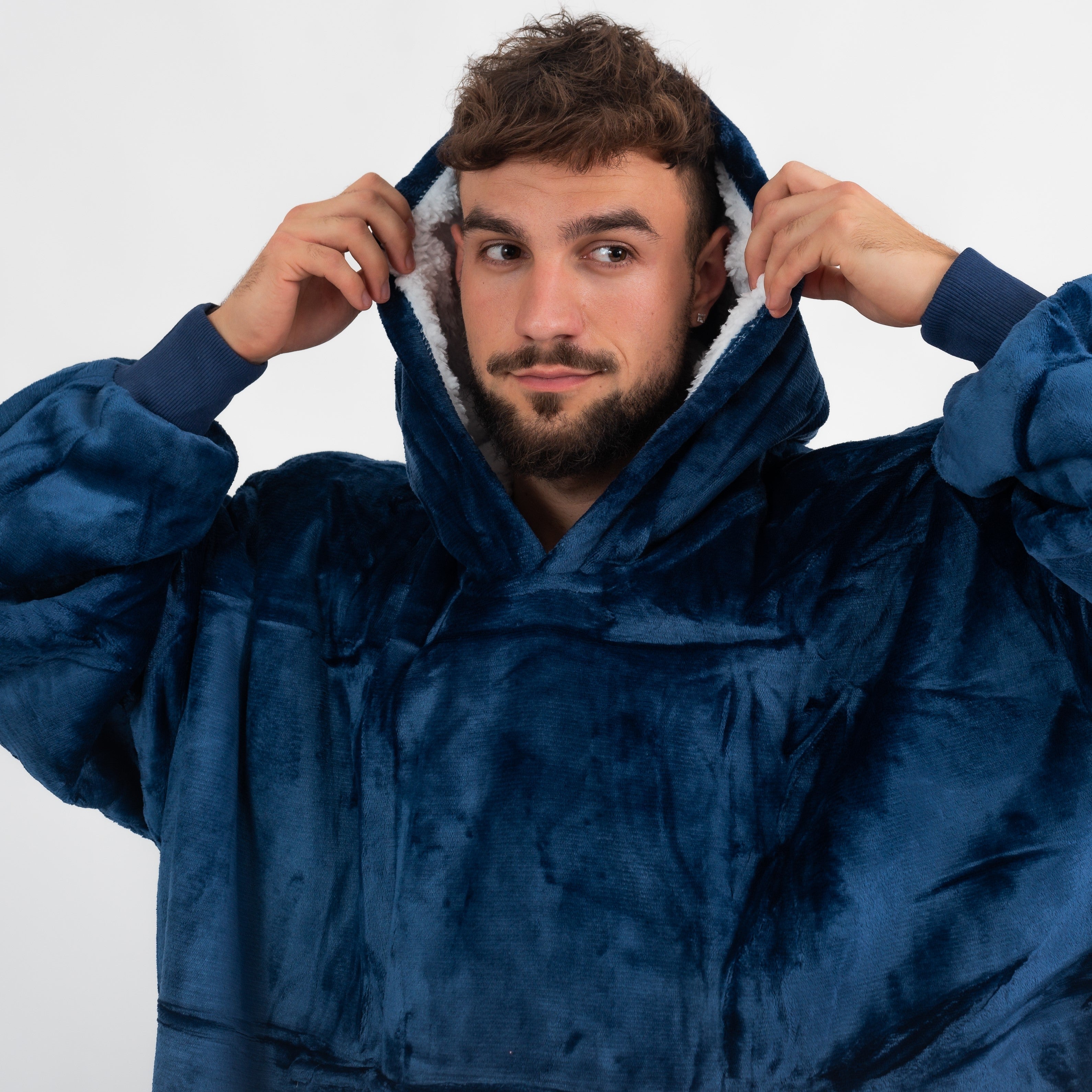 Snivo Navy Blue